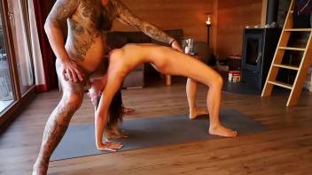 Kama Sutra / Yoga Positions Sex with Roxy Fox (deepthroat/squirt/Creampie)